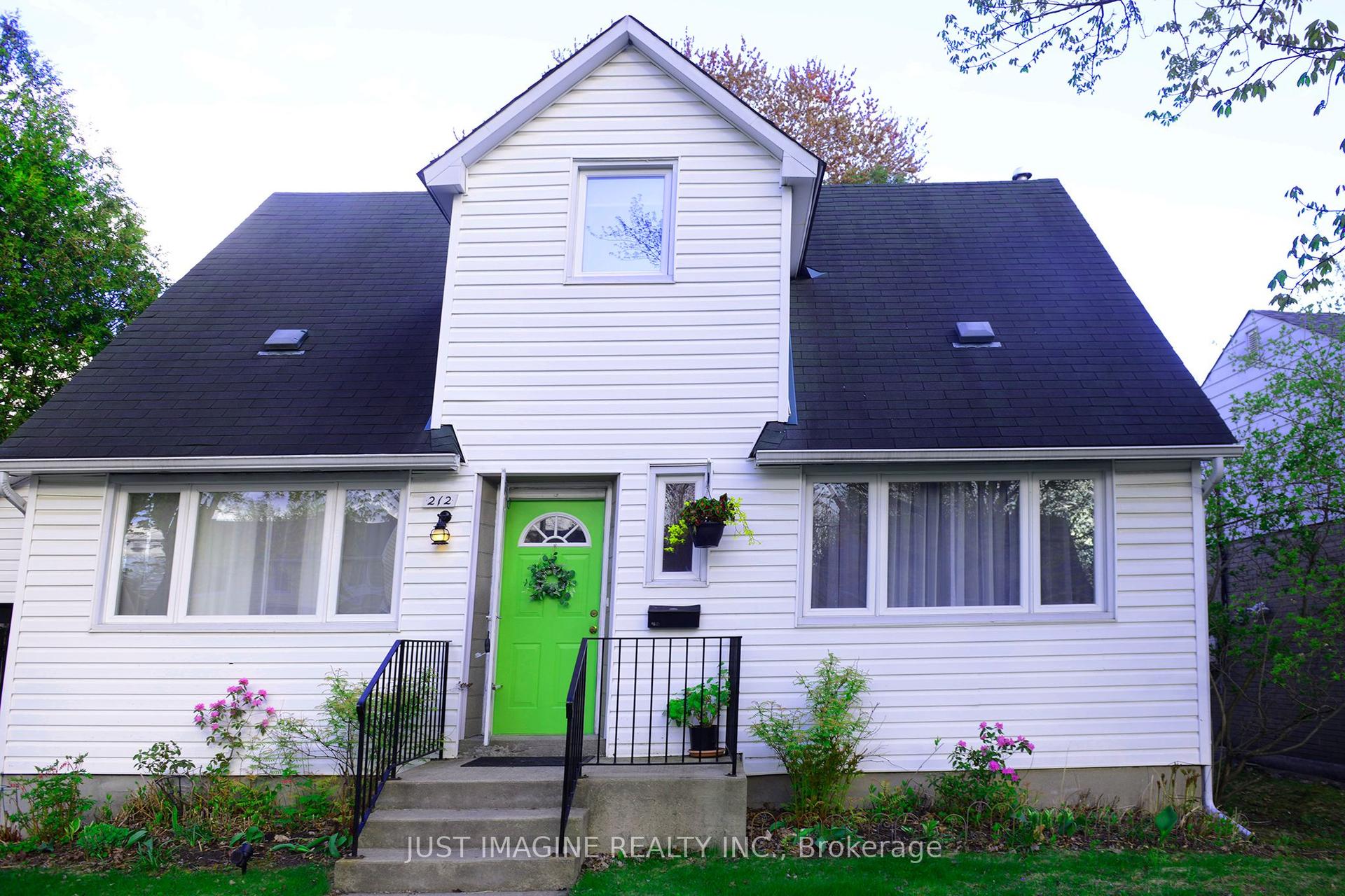 212 Lennox Park Avenue — photo 1