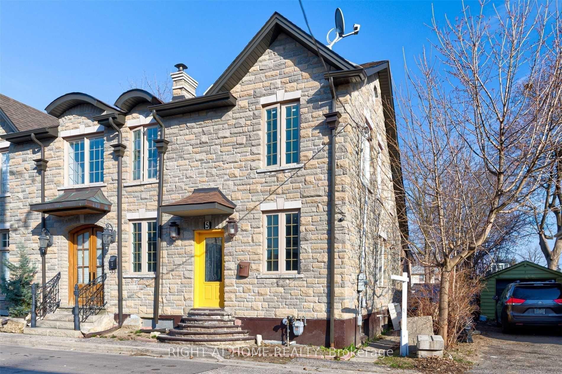 5 William Street Main Fl #Main Fl, Brampton — Semi-Detached for lease, photo 1