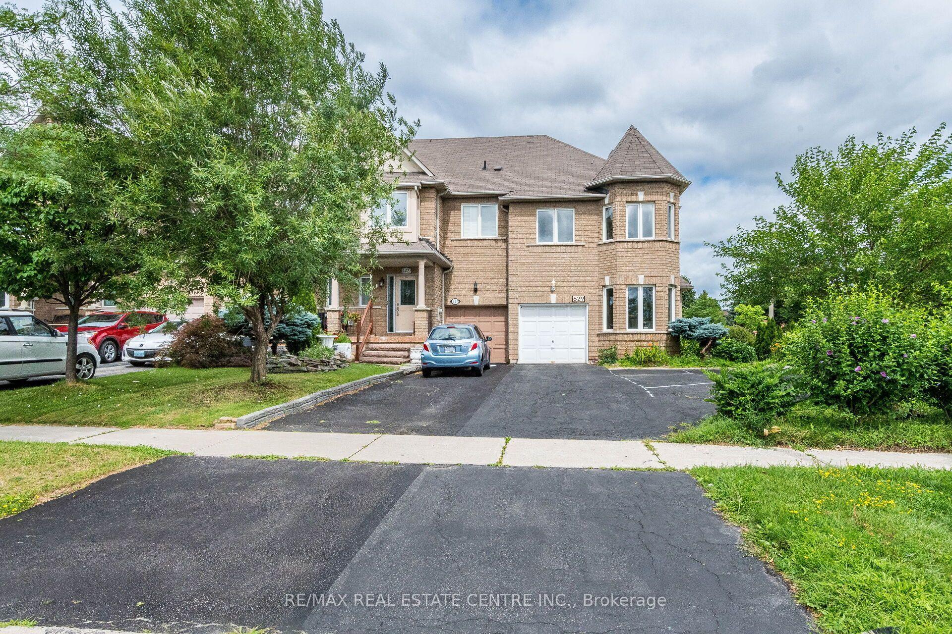 629 Lumberton Crescent, Mississauga — Townhouse for sale, photo 1
