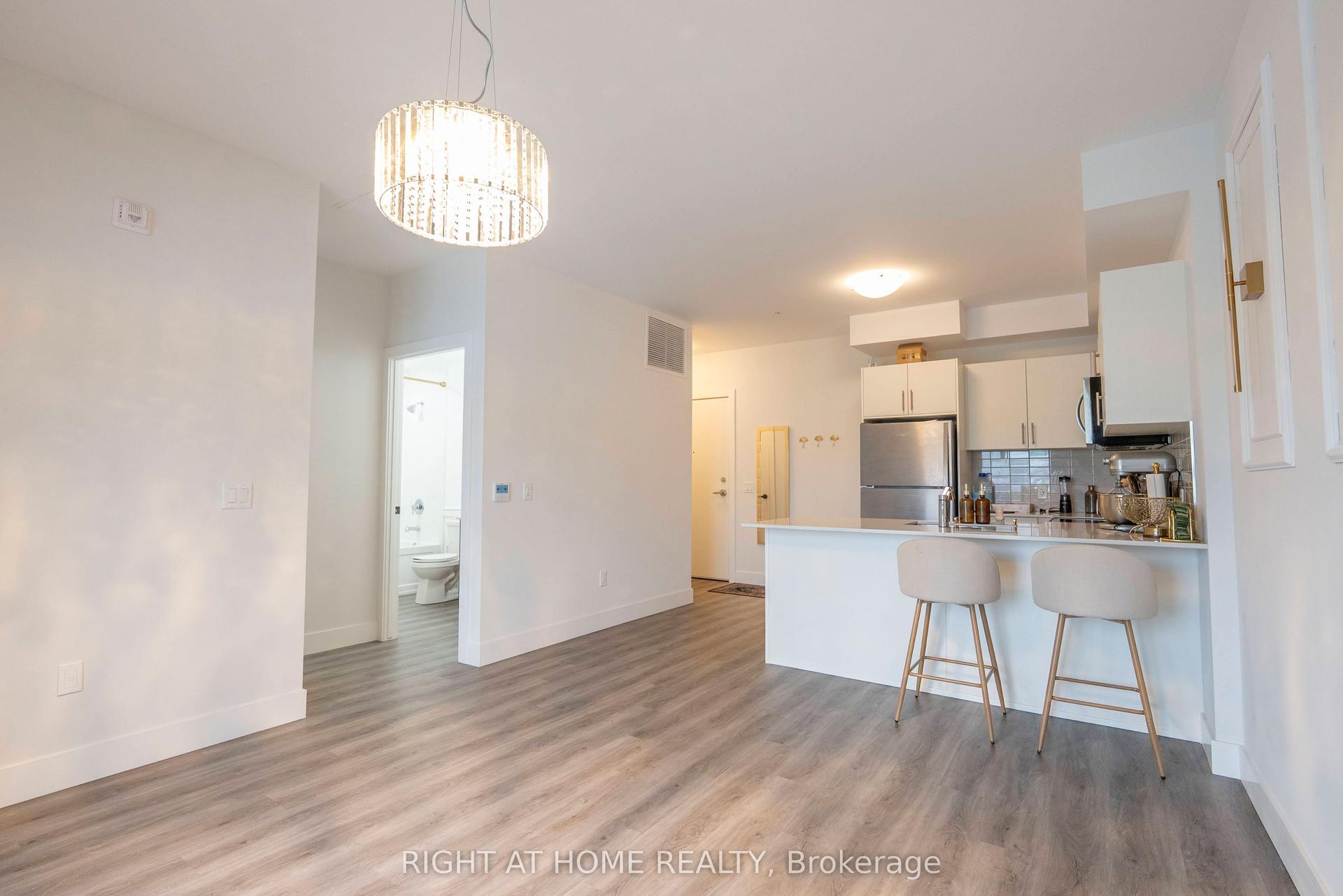 1000 Lackner Place Place E 302 #302 — photo 1