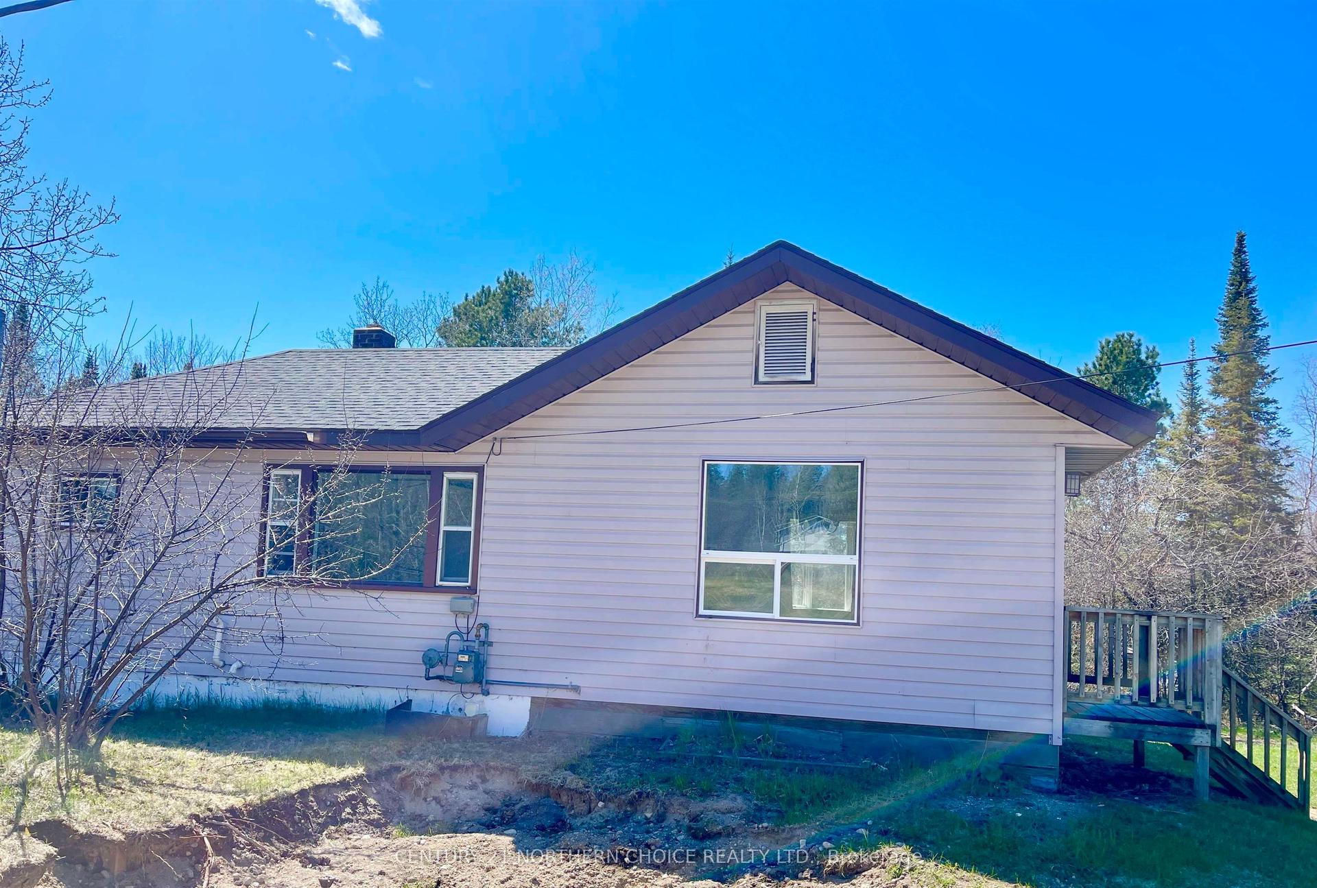 70 Armstrong Street, Machin — Detached for sale, photo 1
