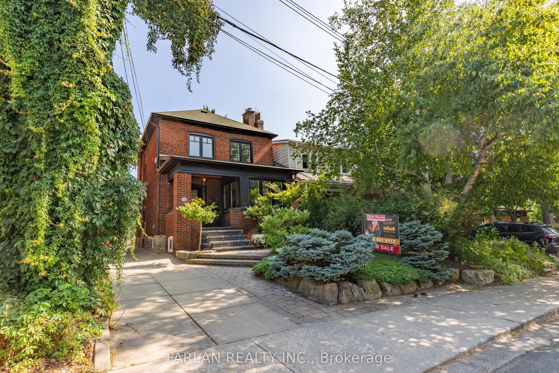 133 Deforest Road, Toronto — Detached for sale, photo 1
