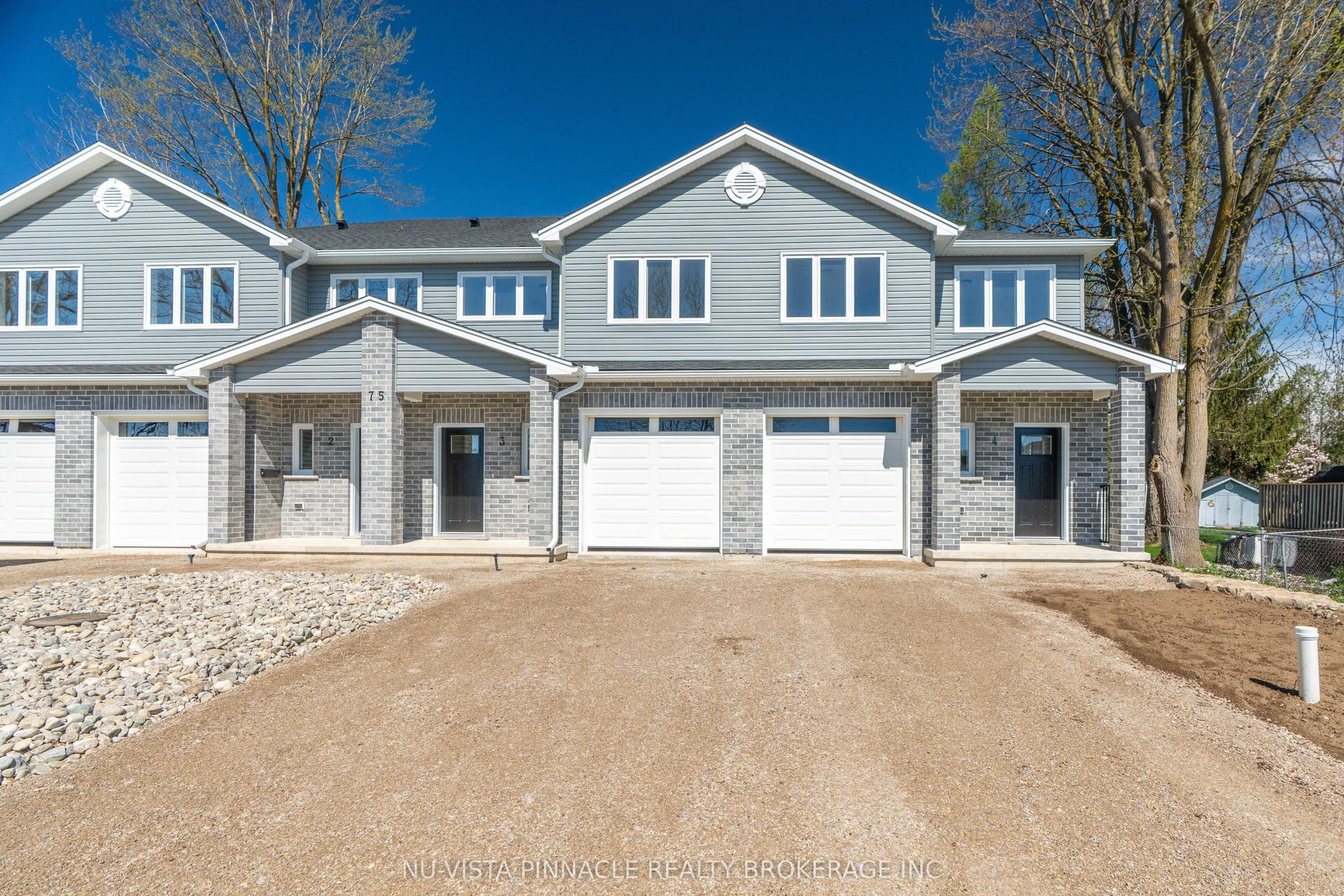 75 Doune Street, Strathroy-Caradoc — Multiplex for sale, photo 1