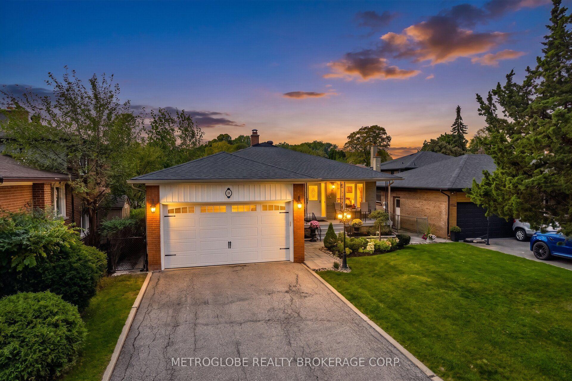 28 Eldorado Court, Toronto — Detached for sale, photo 1