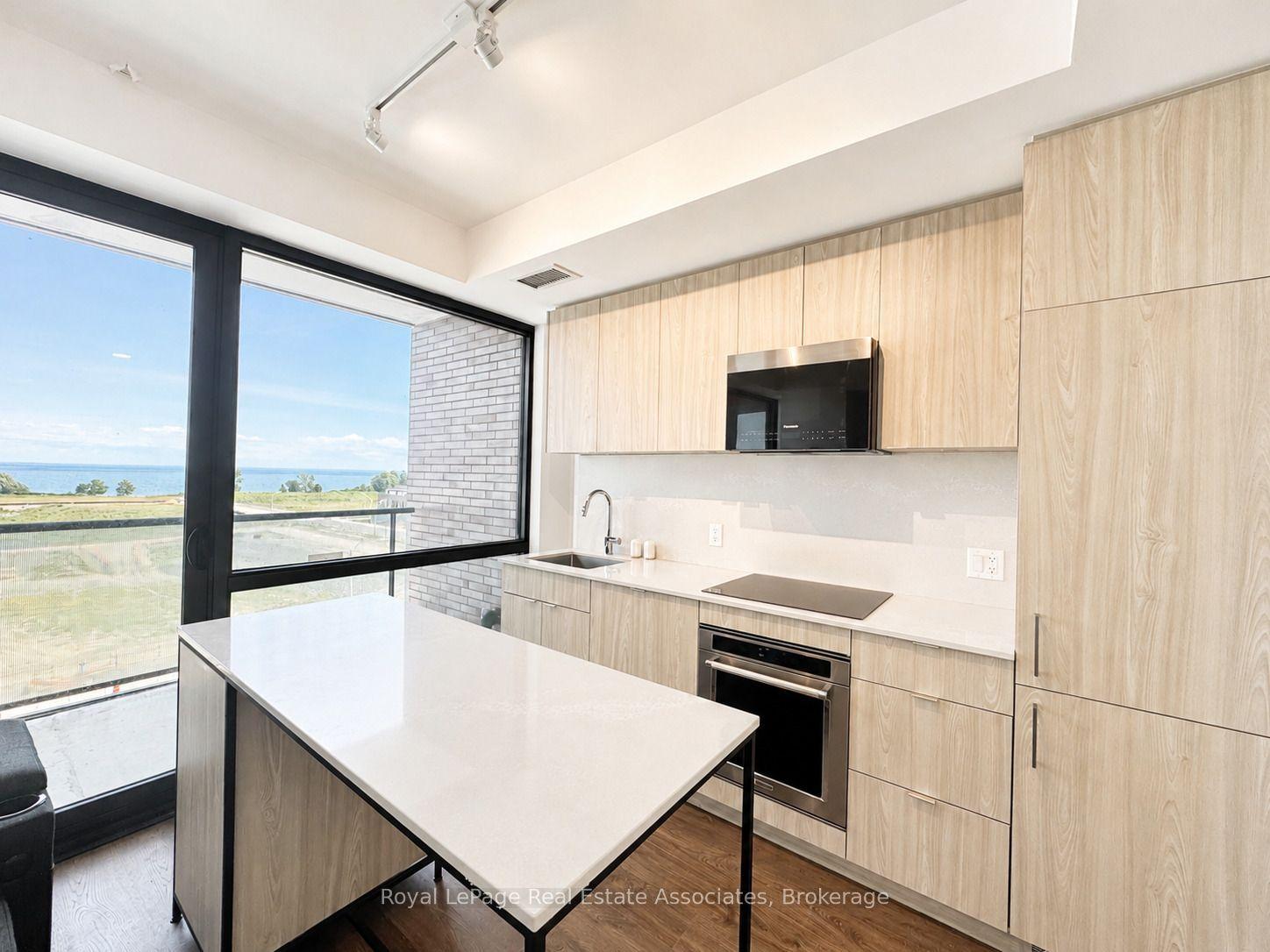 251 Masonry Way 401 #401, Mississauga — Condo for lease, photo 1