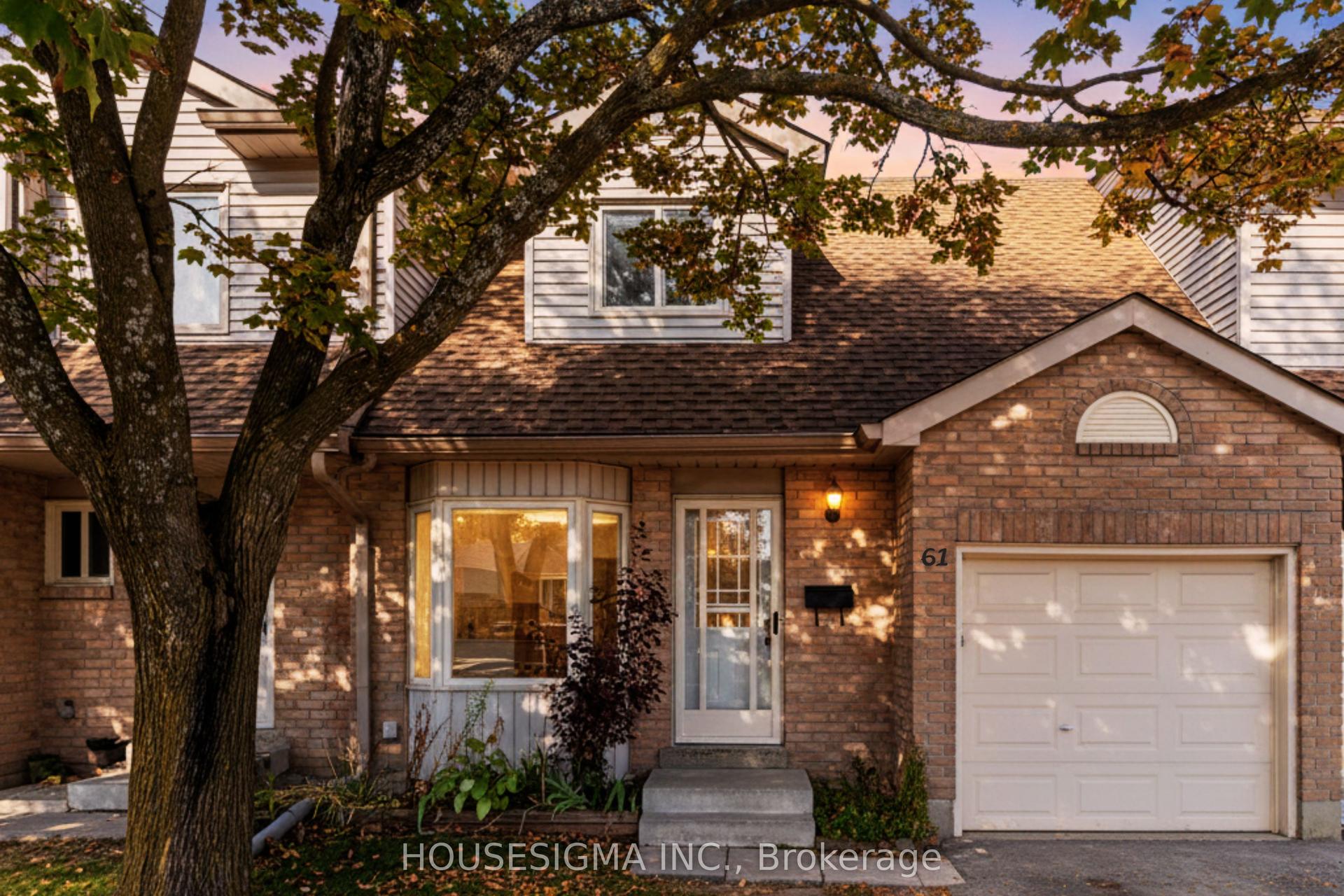 31 Parkview Drive 61 #61 — photo 1