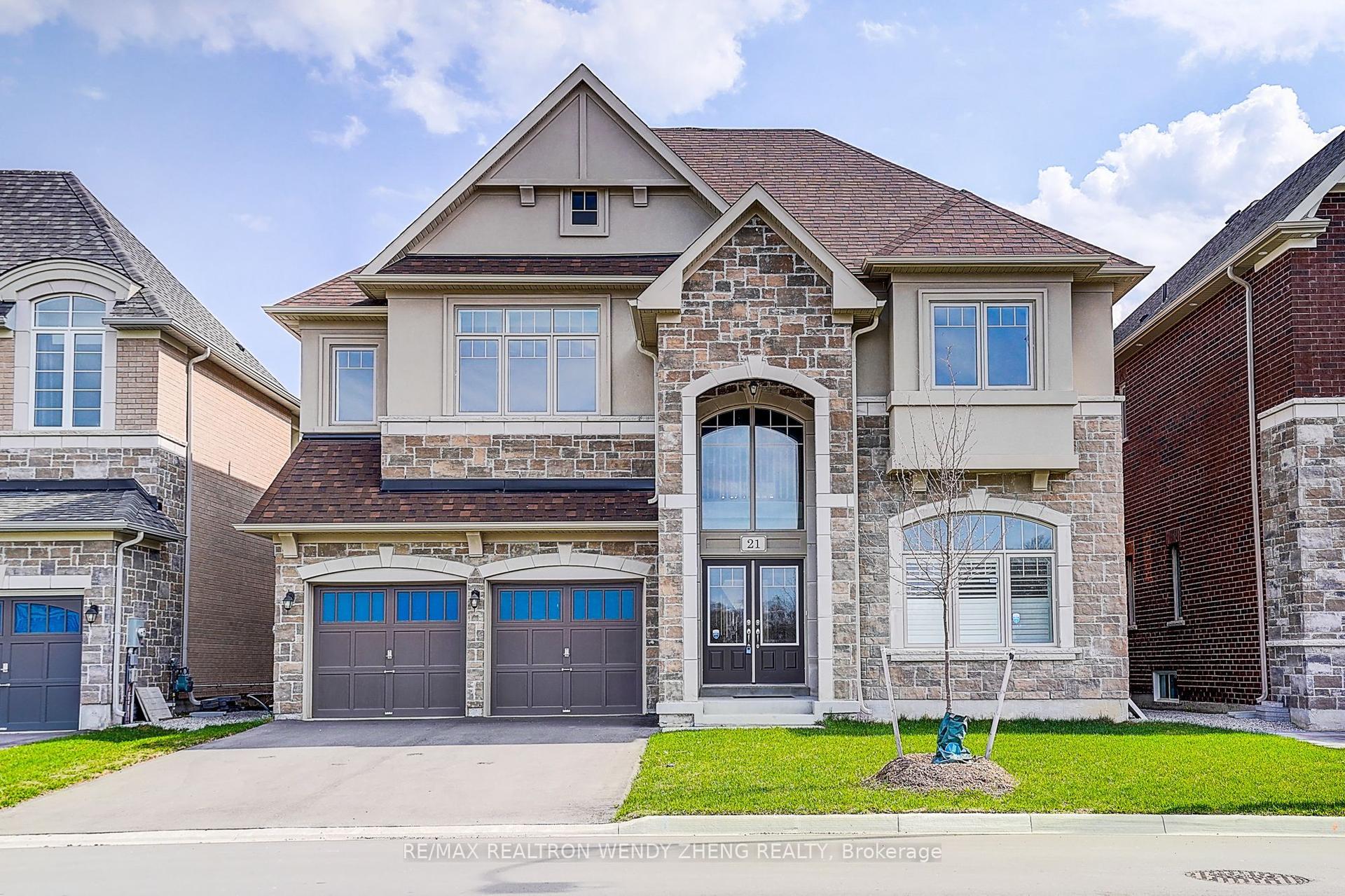 21 Charles White Court — photo 1