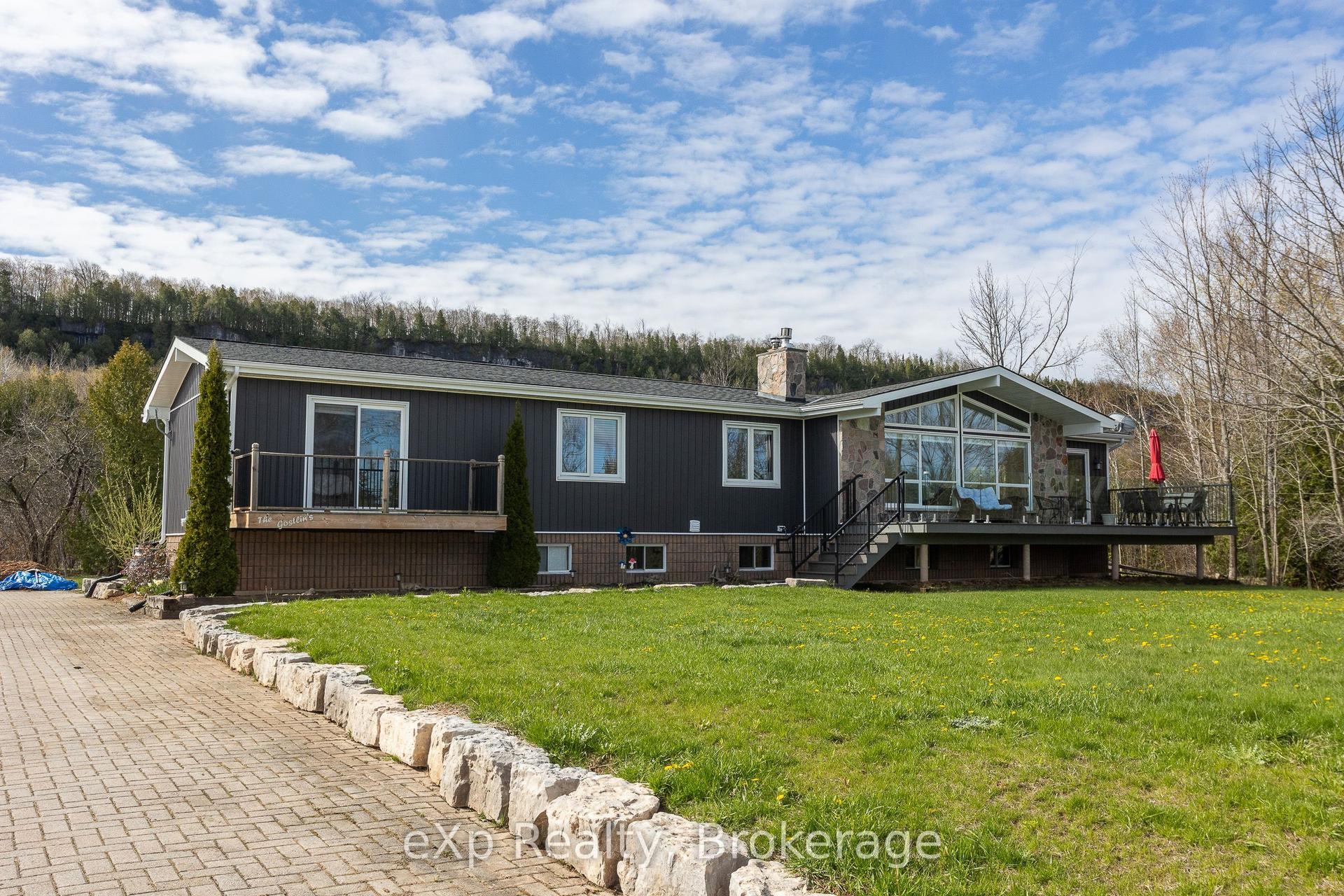 502754 Grey Road 1, Georgian Bluffs — Detached for sale, photo 1