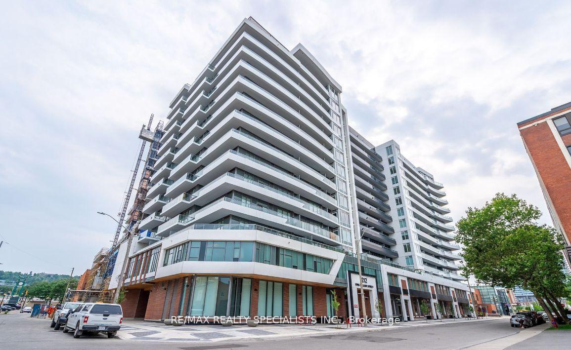212 King William Street 1016 #1016 — photo 1