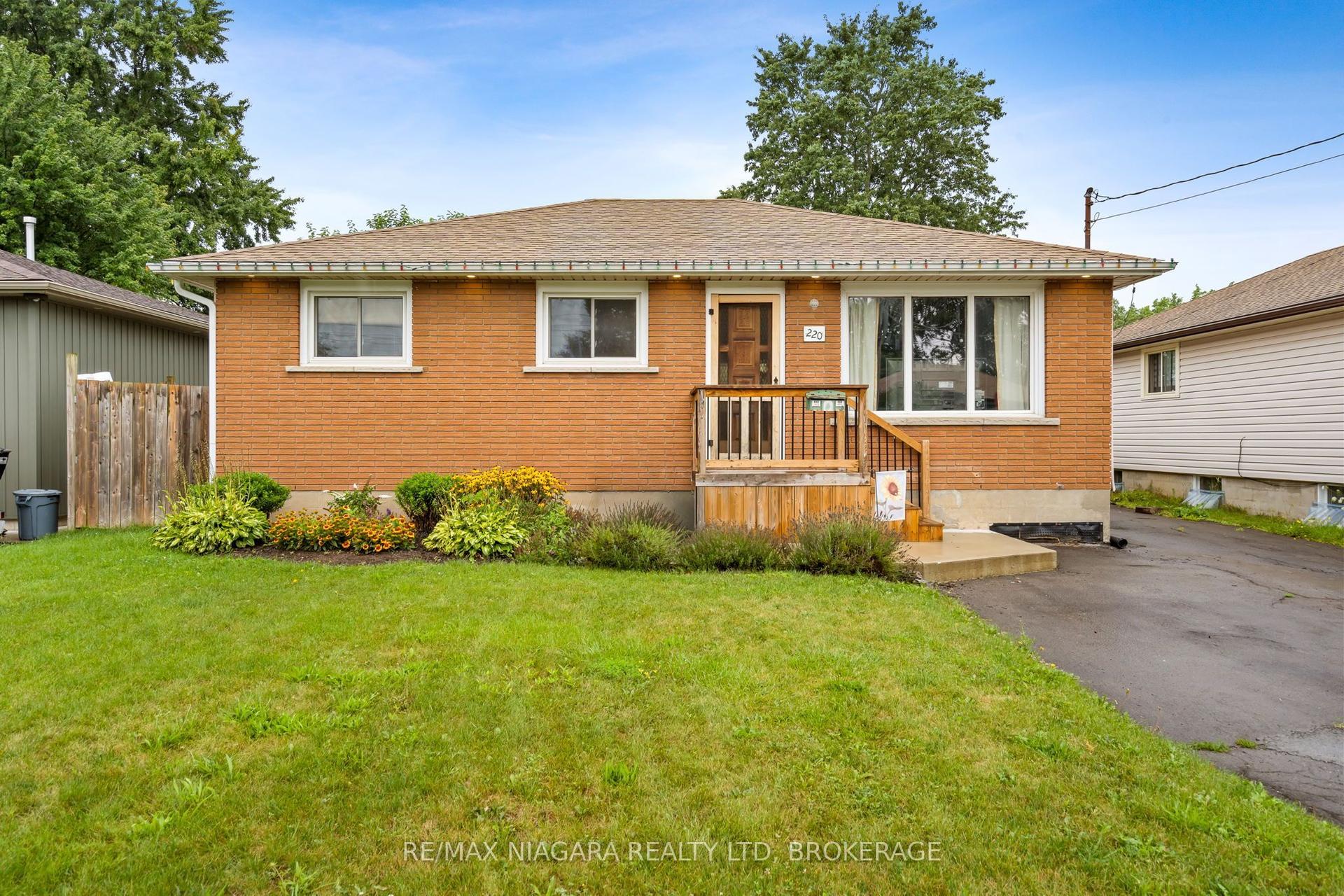 220 CUTRESS Avenue, Welland — Detached for sale, photo 1