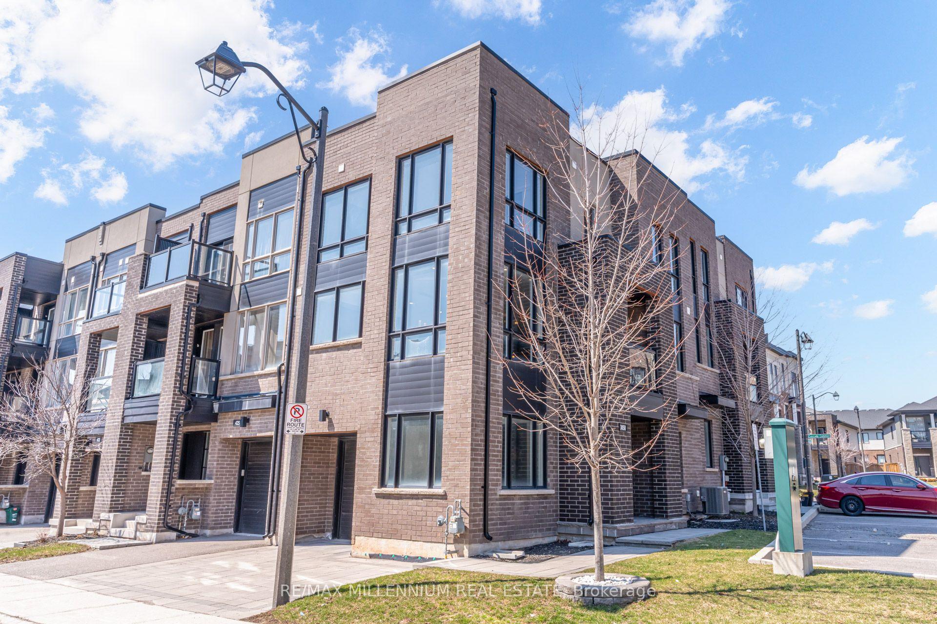 3058 Blacktusk Common — photo 1