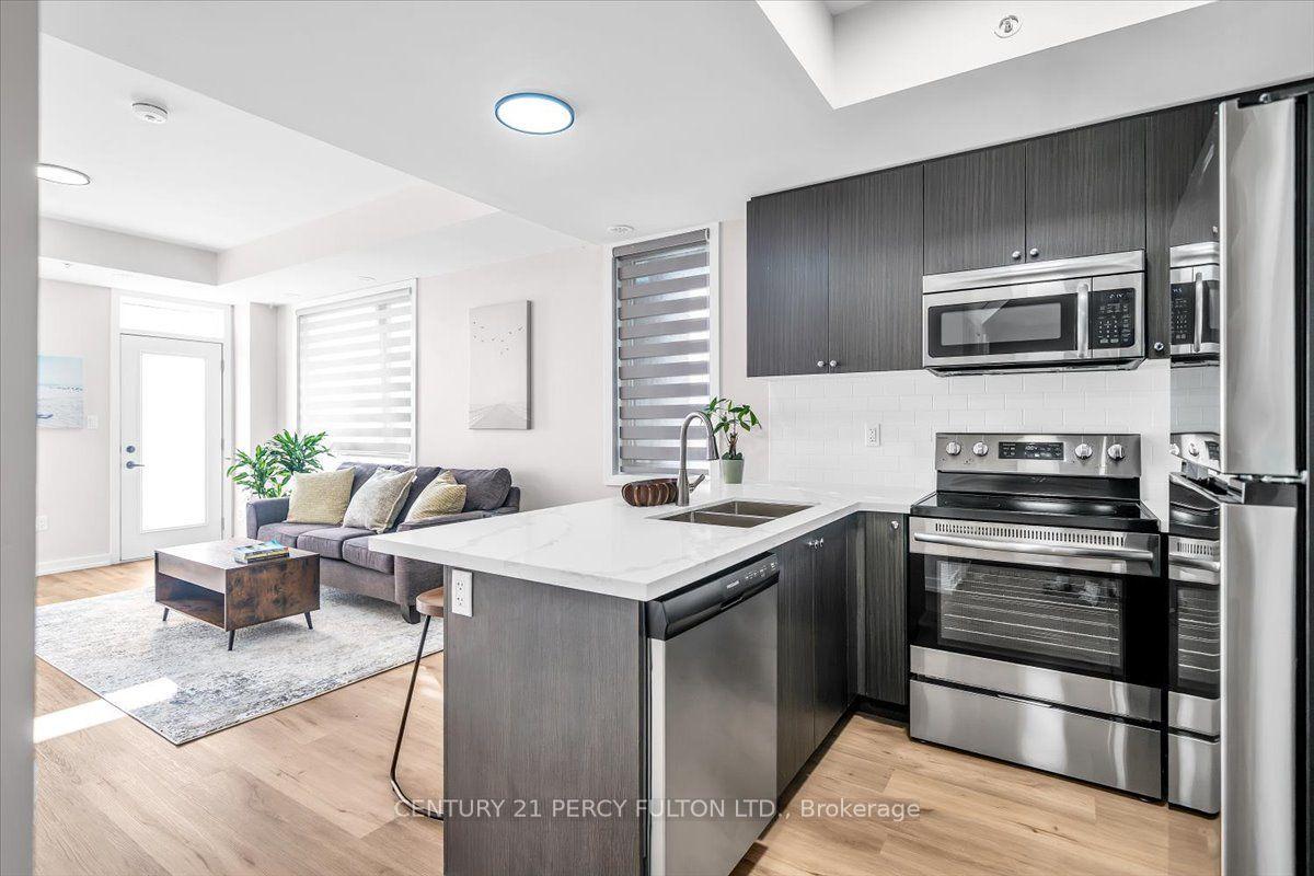1555 Kingston Road Pickering On Road 207 #207, Pickering — Condo Town for lease, photo 1