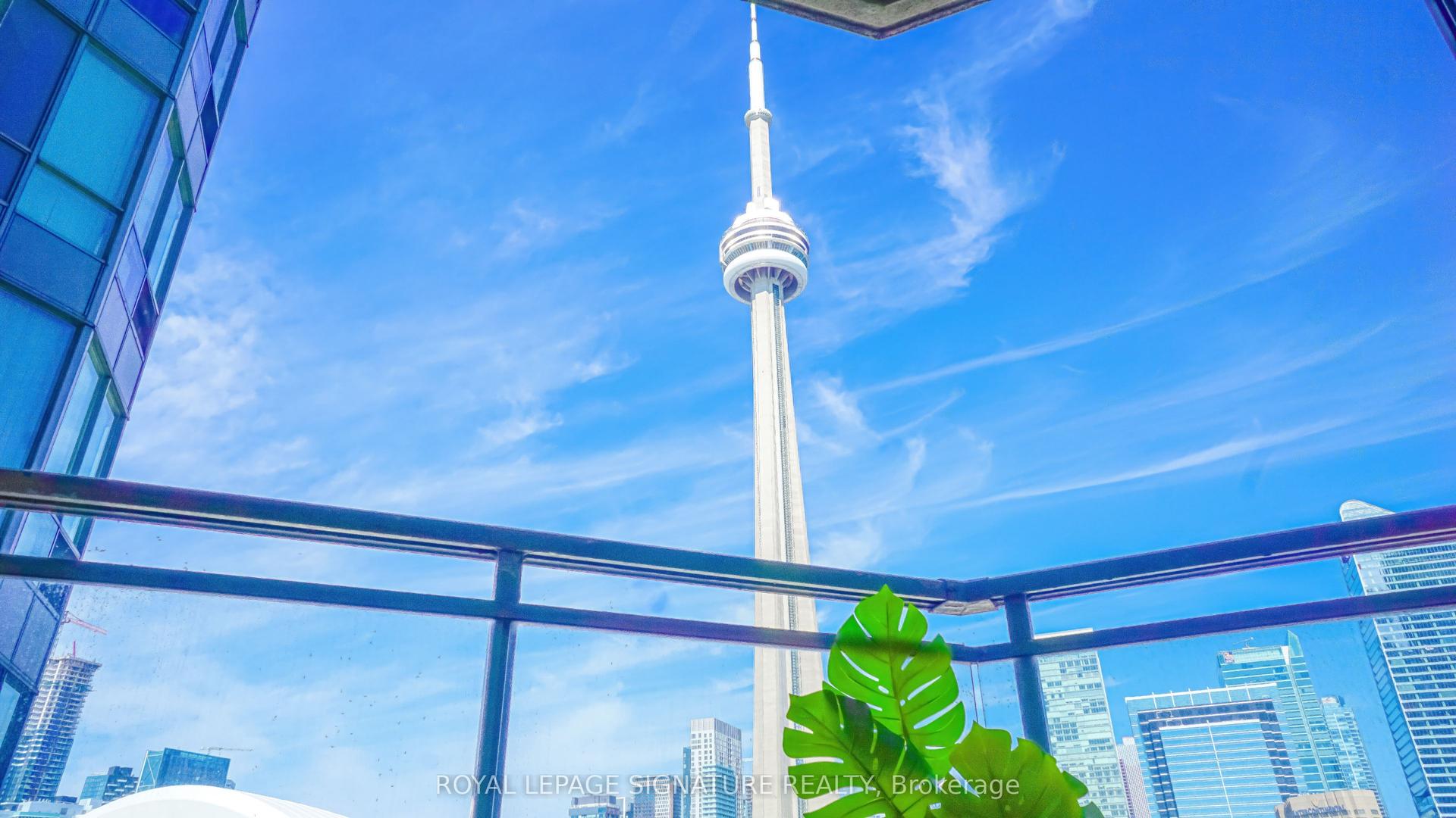 230 Queens Quay W 1726 #1726, Toronto — Condo for sale, photo 1