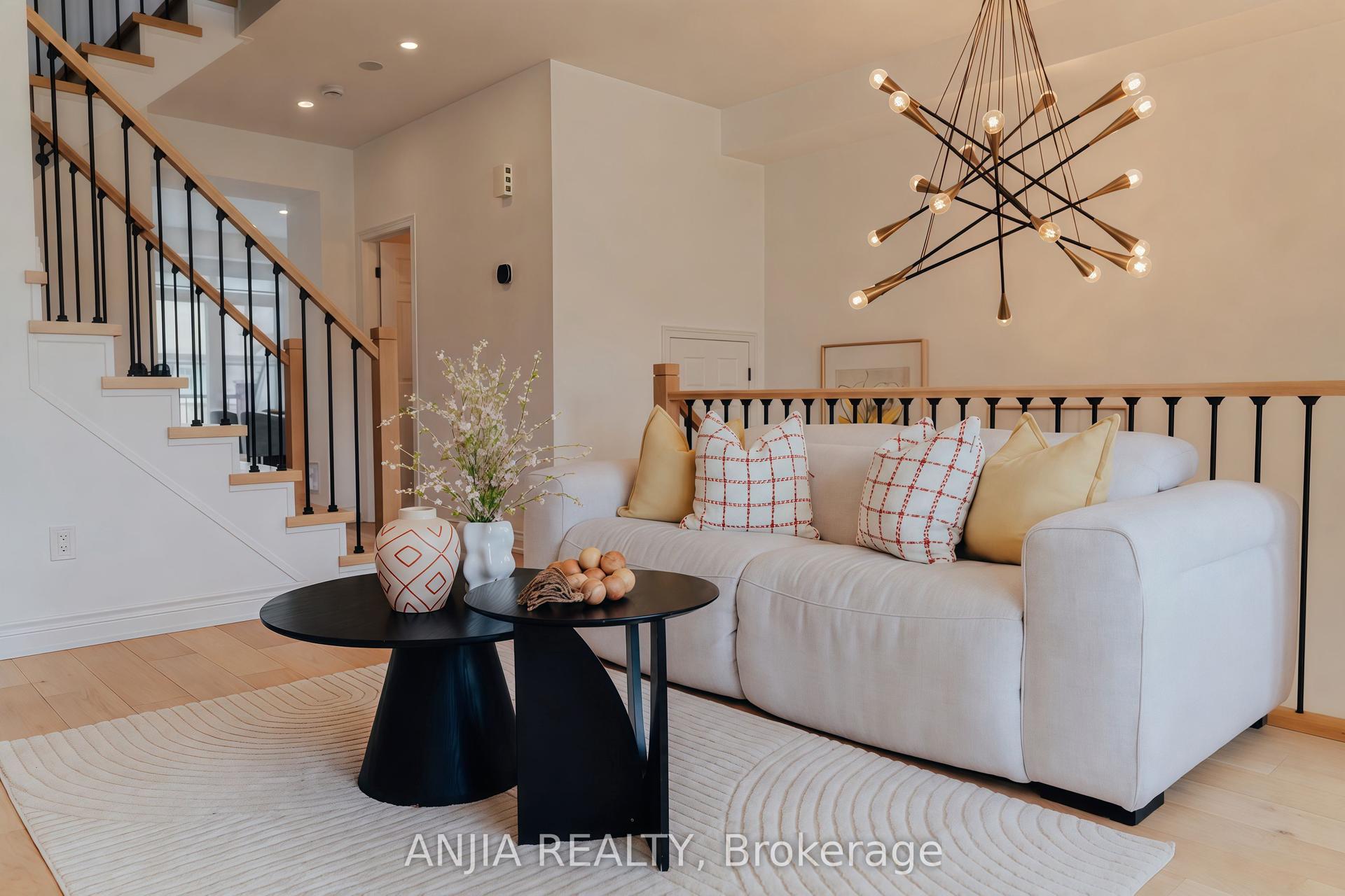 221 Dundas Way, Markham — Townhouse for sale, photo 1