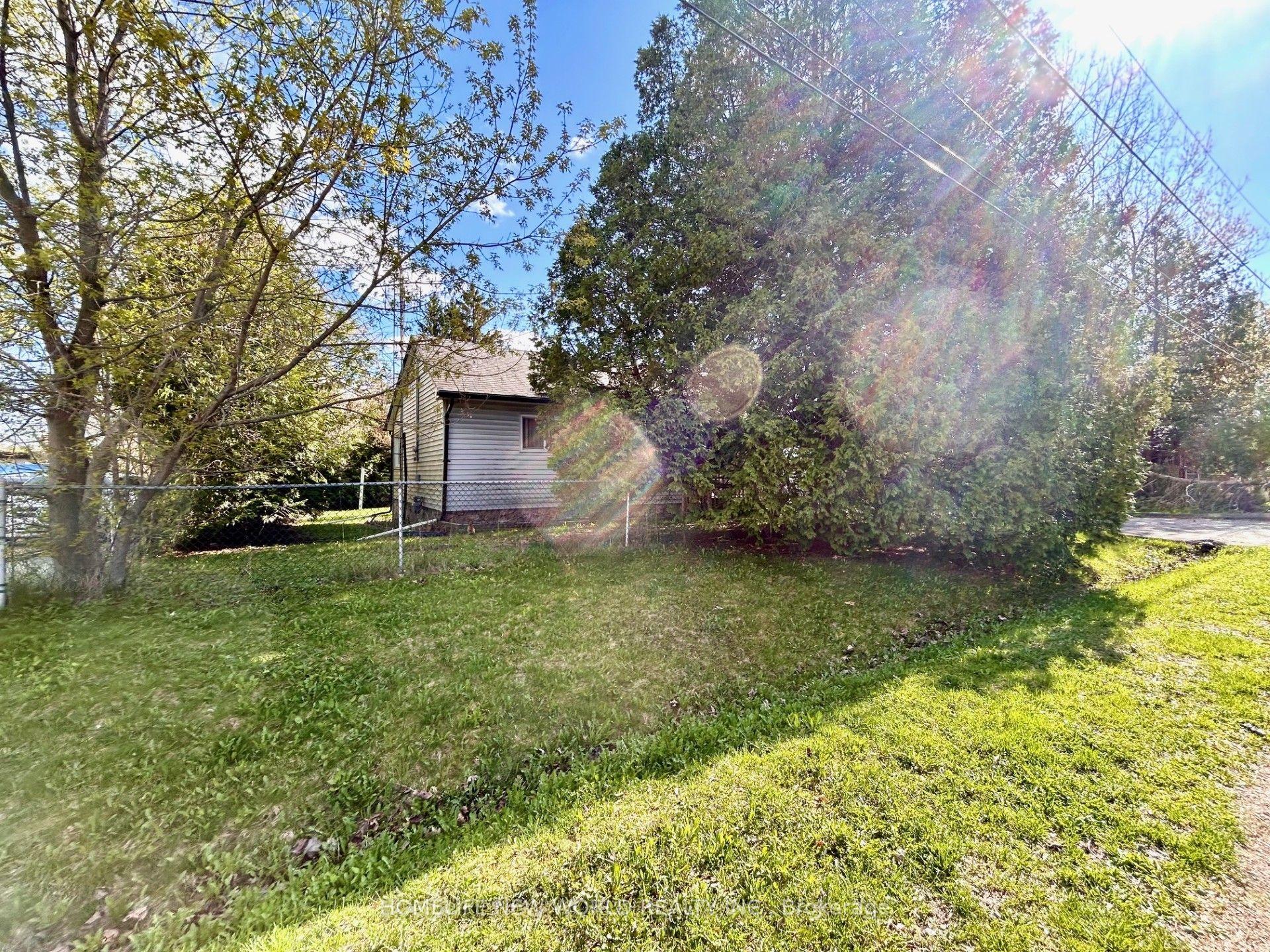 39 Windsor Drive — photo 1