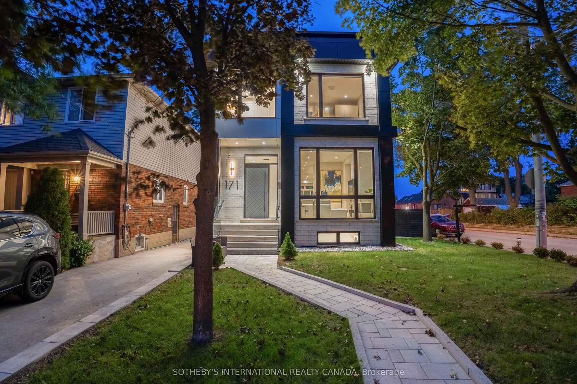 171 Durant Avenue, Toronto — Detached for sale, photo 1
