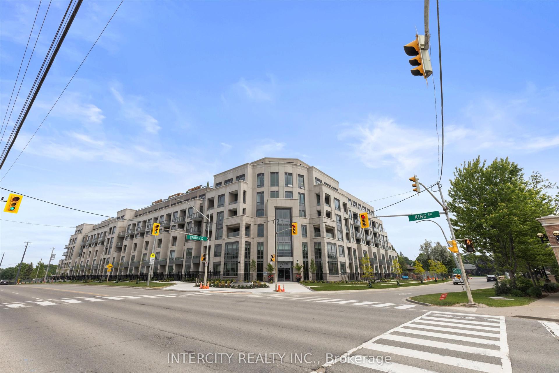 2075 King Road 539 #539, King — Condo for lease, photo 1