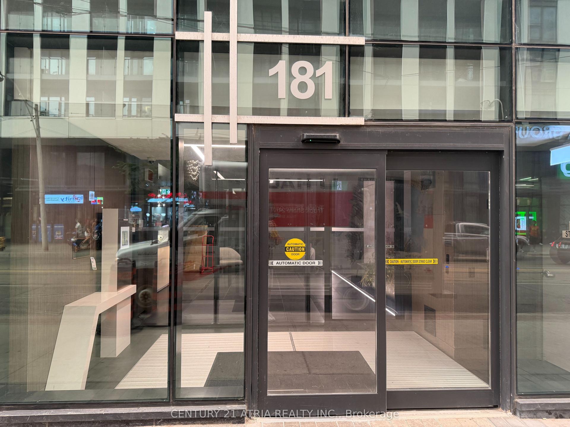 181 Dundas Street E 3910 #3910, Toronto — Condo for lease, photo 1