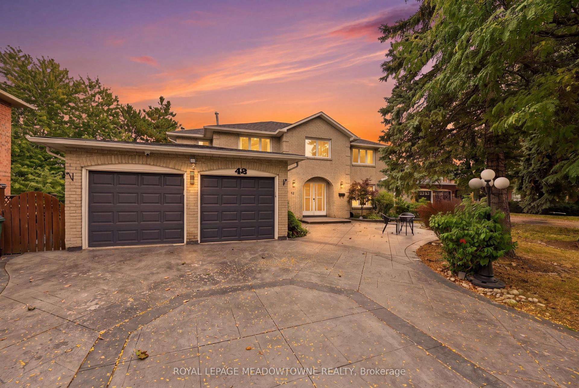 42 Dawnridge Trail, Brampton — Detached for sale, photo 1