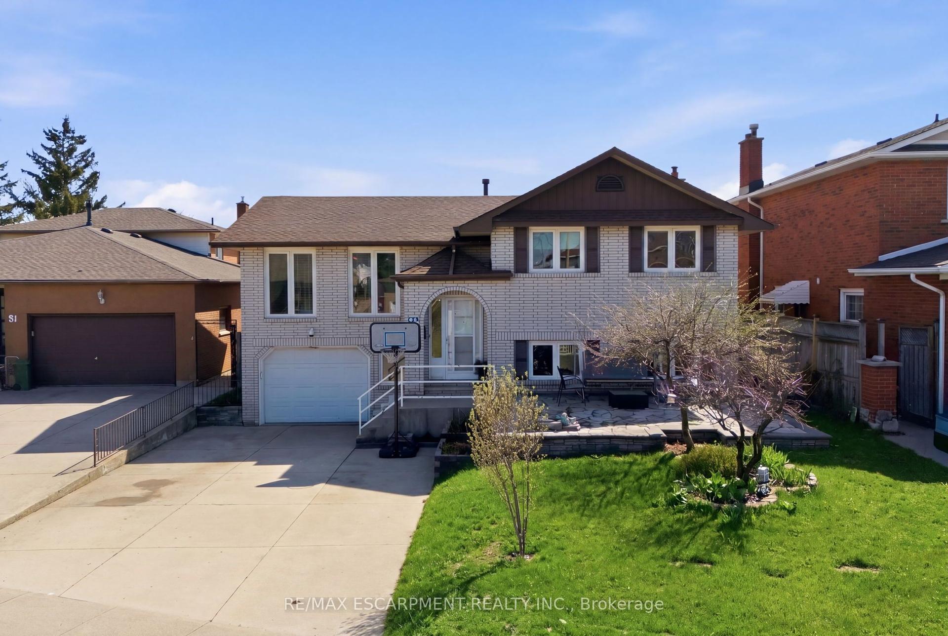 85 Summerlea Drive — photo 1
