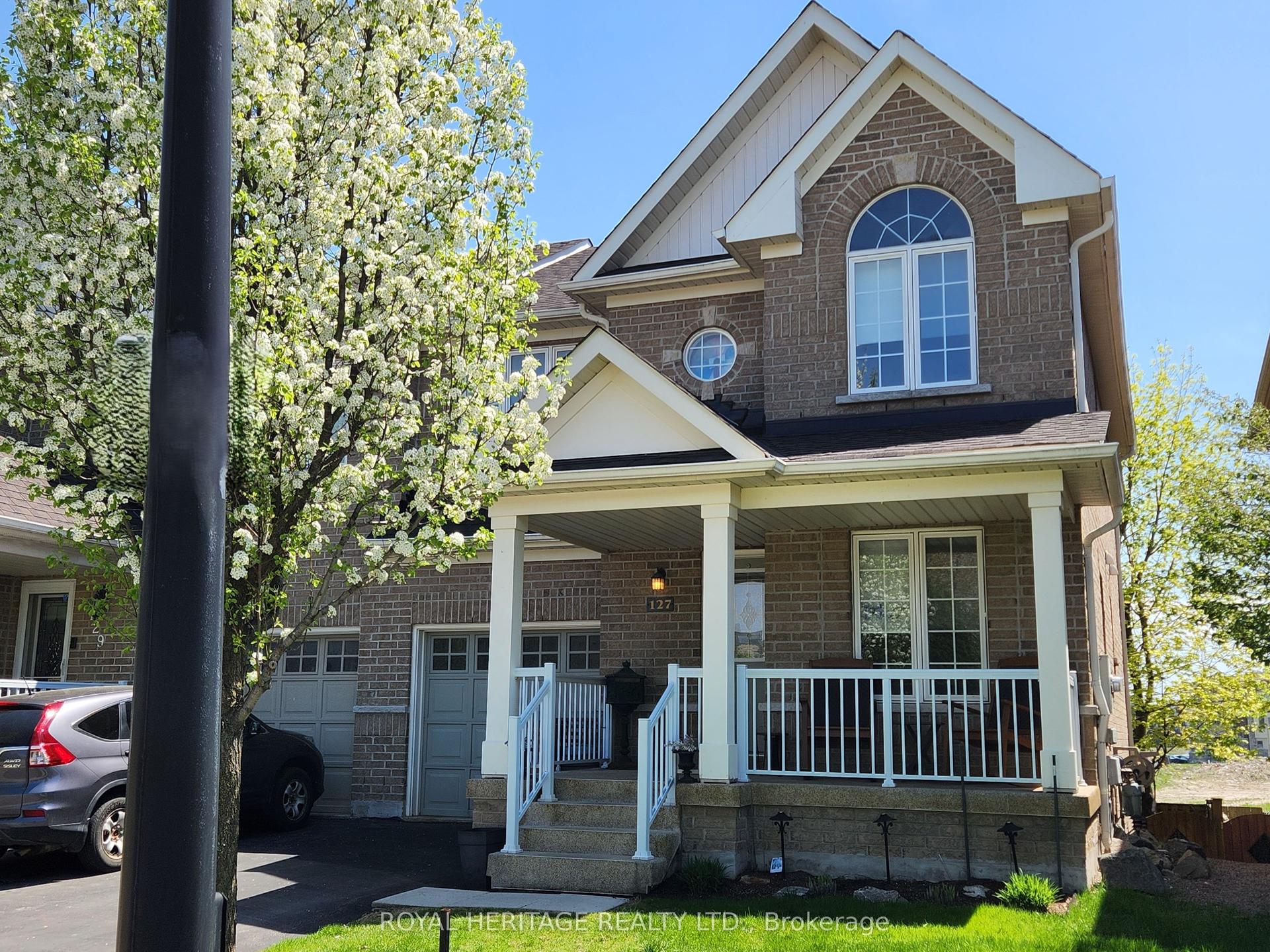 127 Knapton Drive — photo 1
