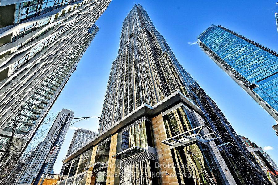 11 Yorkville Avenue 2106 #2106, Toronto — Condo for lease, photo 1