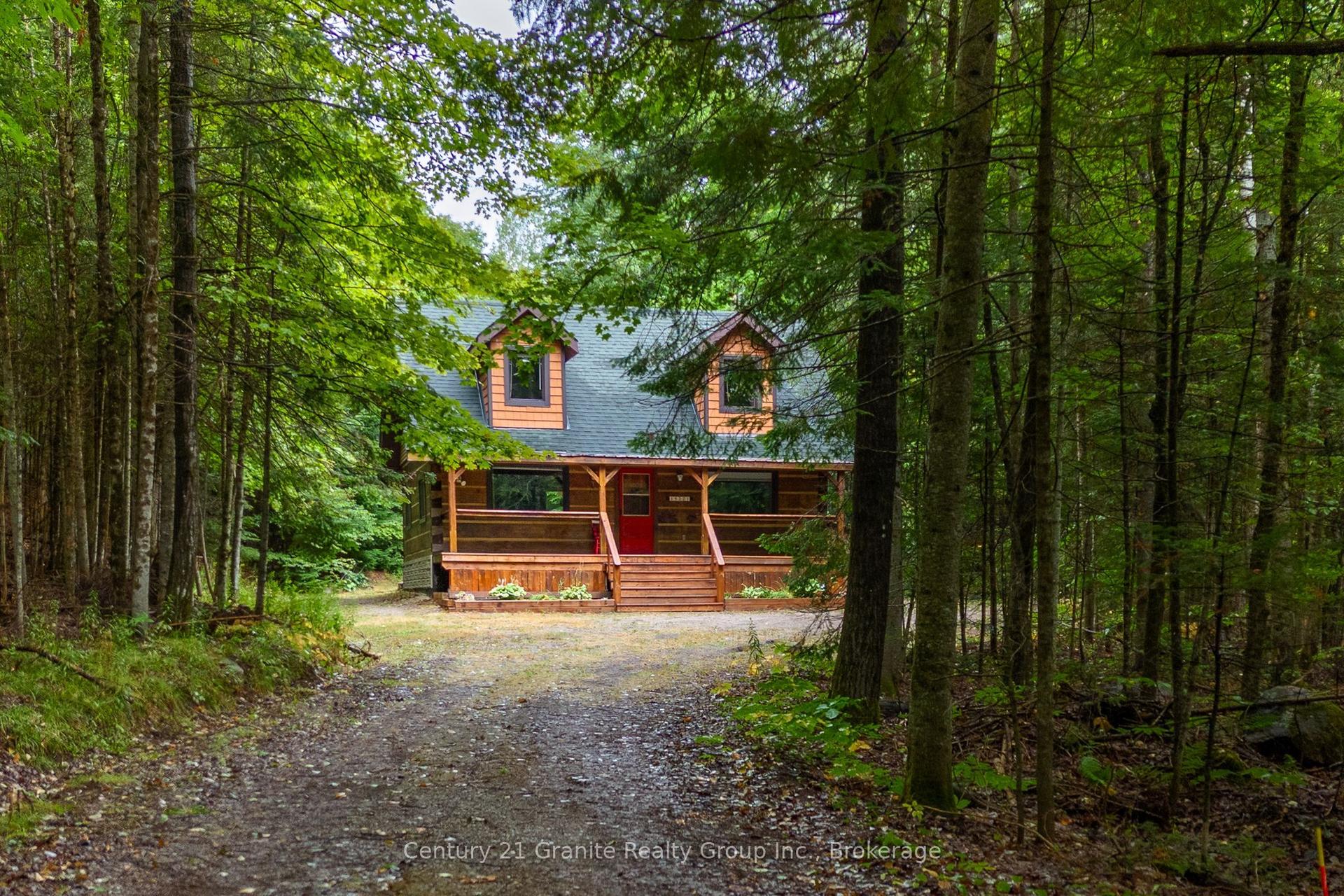 19221 Highway 118, Highlands East — Detached for sale, photo 1