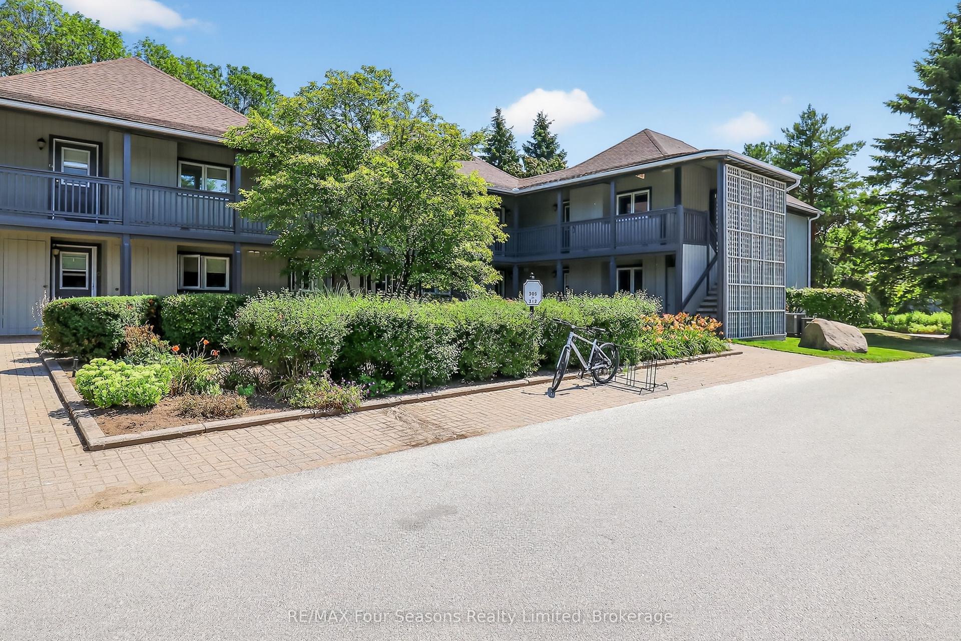 312 Mariners Way, Collingwood — Condo Town for lease, photo 1