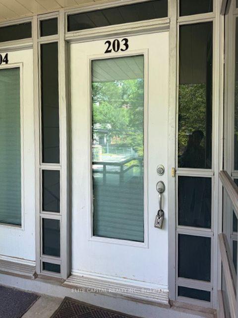 31 Olive Avenue 203 #203, Toronto — Condo Town for sale, photo 1
