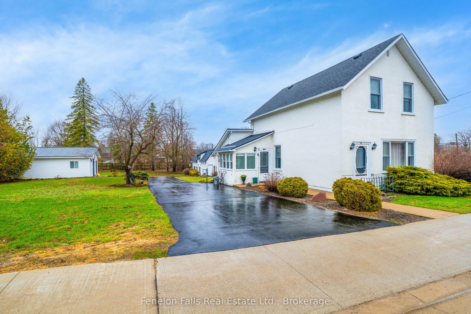 12 North Street, Kawartha Lakes — Detached for sale, photo 1