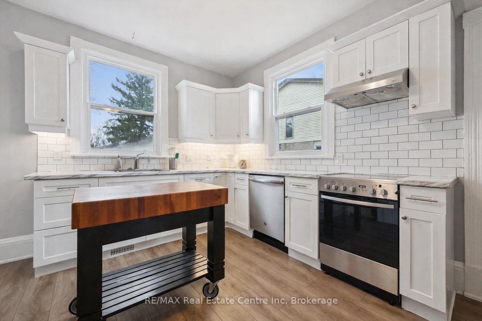 29 Crimea Street — photo 1