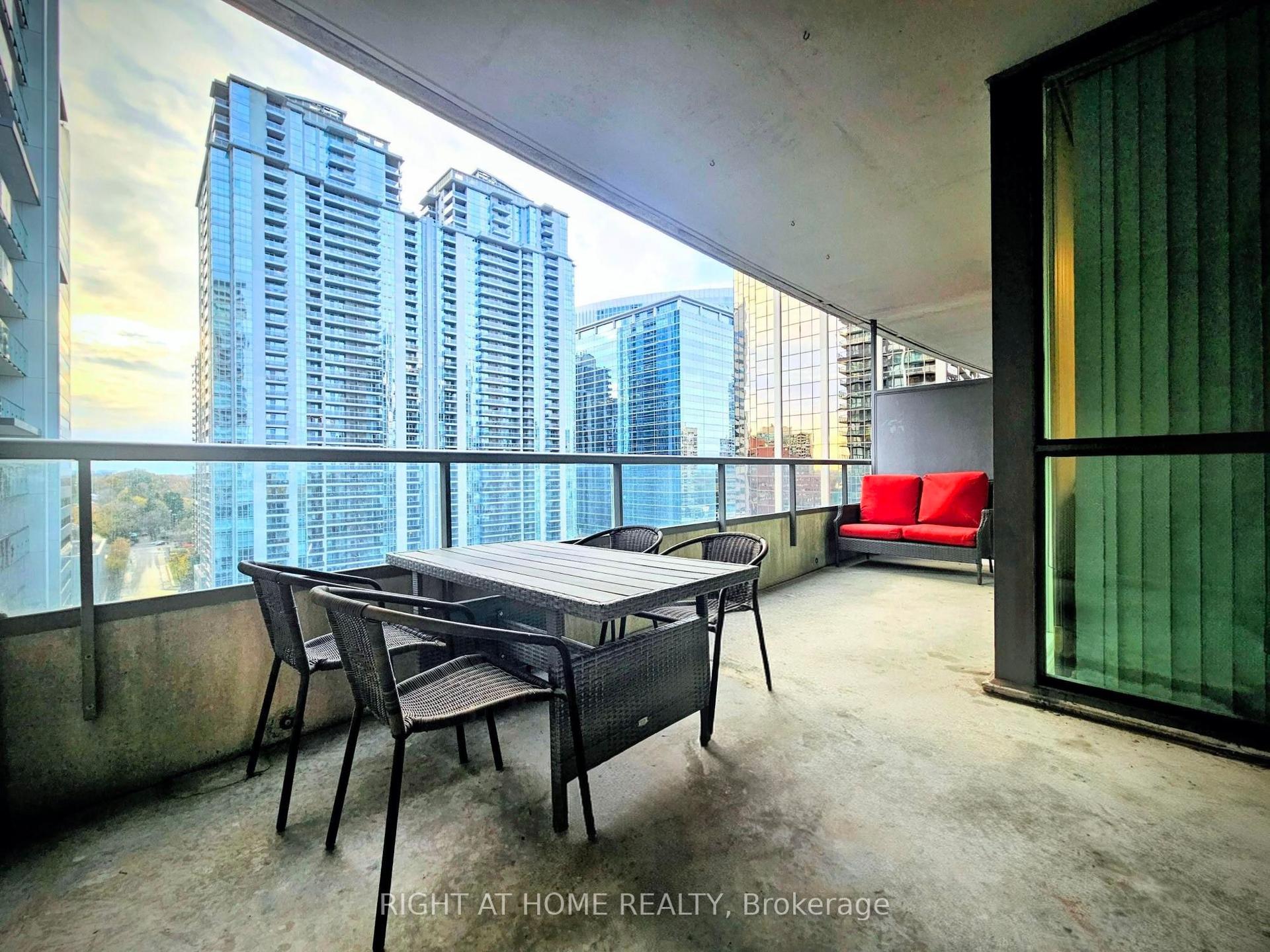23 Hollywood Avenue 1511 #1511 — photo 1