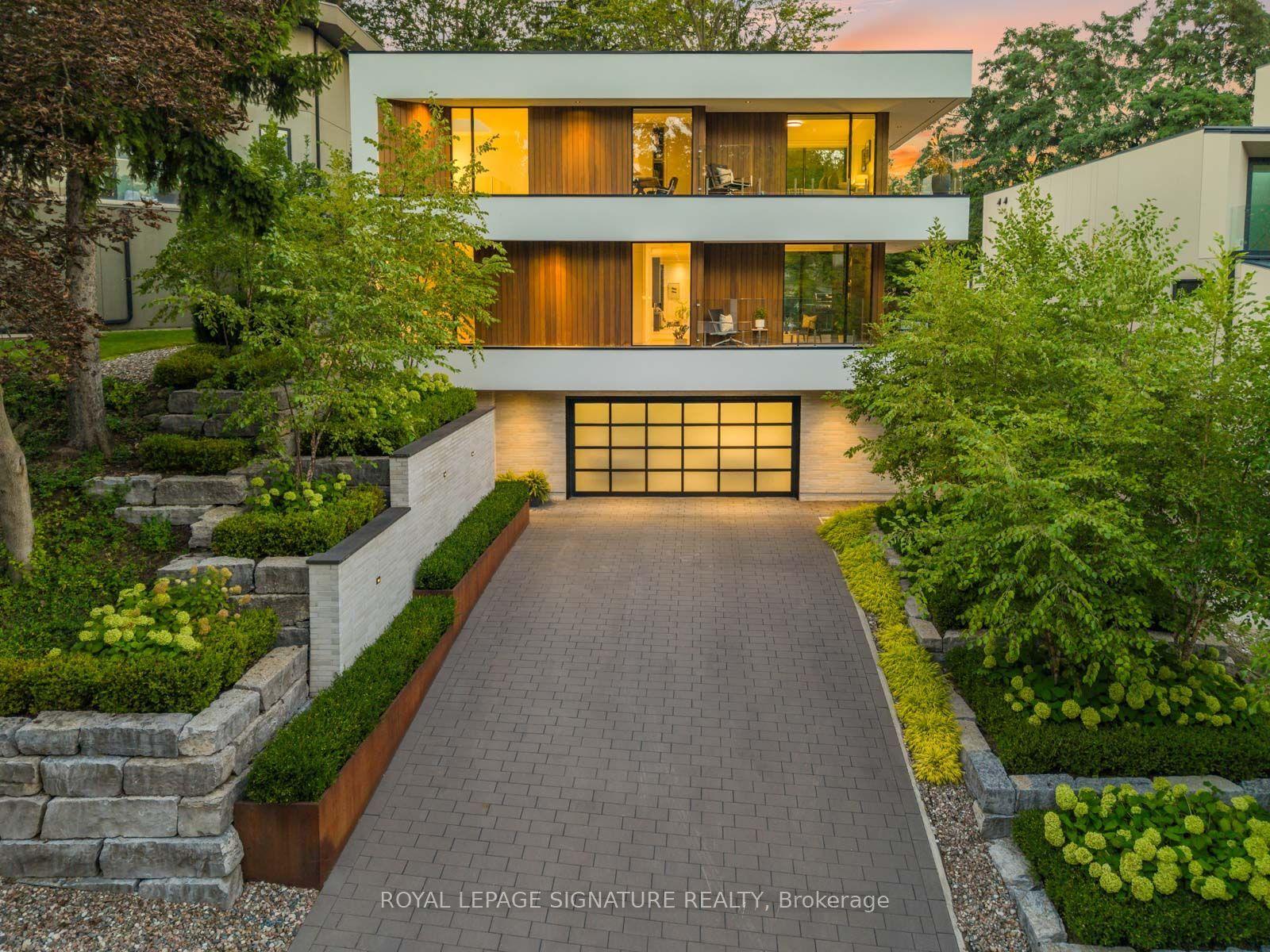 8 Fallingbrook Wood, Toronto — Detached for sale, photo 1