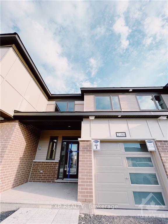 2180 WINSOME Terrace, Orleans - Cumberland and Area — Townhouse for lease, photo 1
