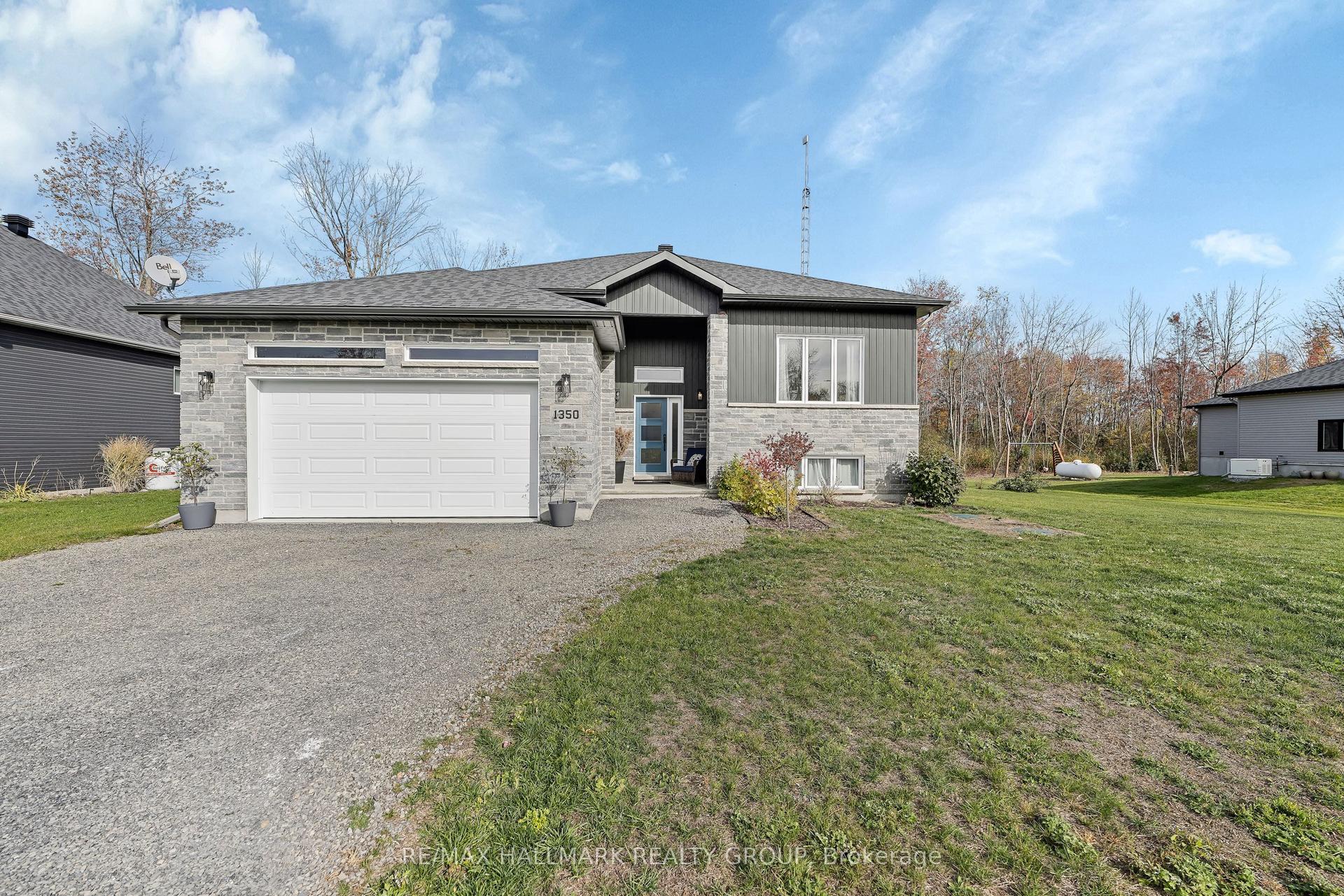 1350 Country Lane — photo 1