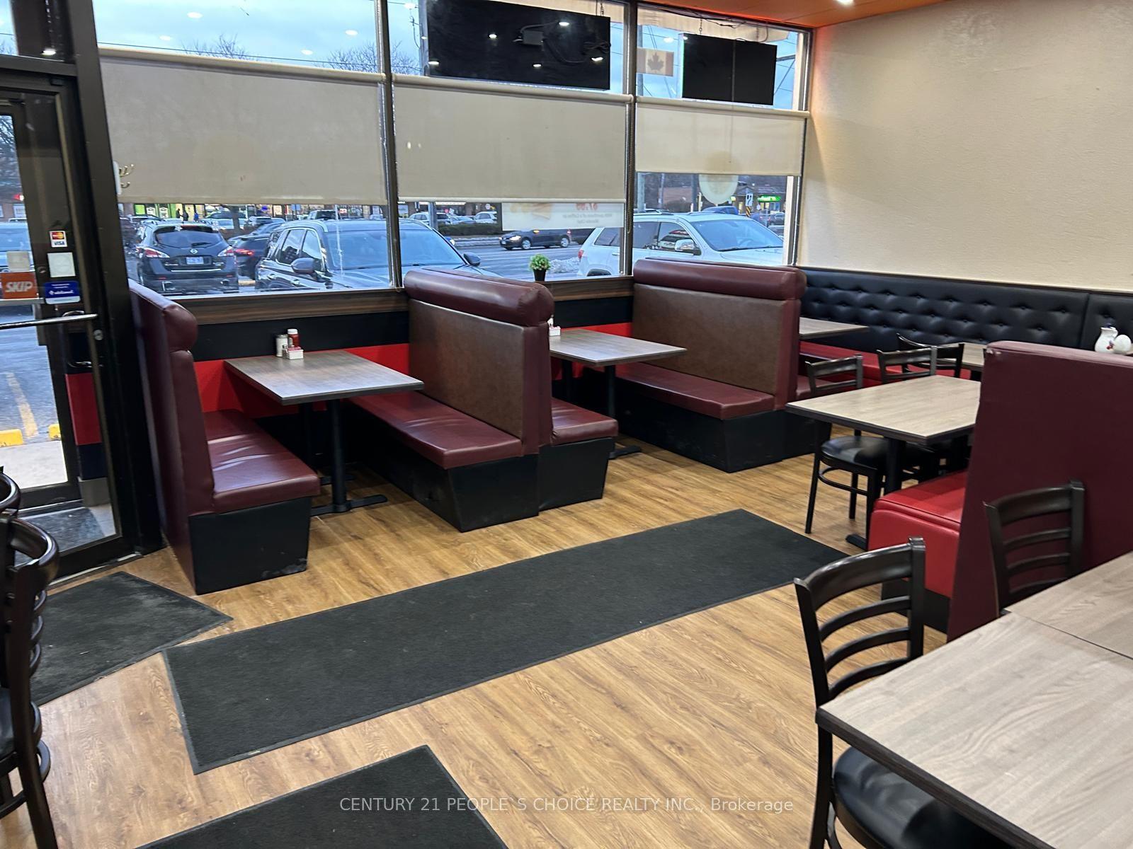 1100 Simcoe Street N — photo 1