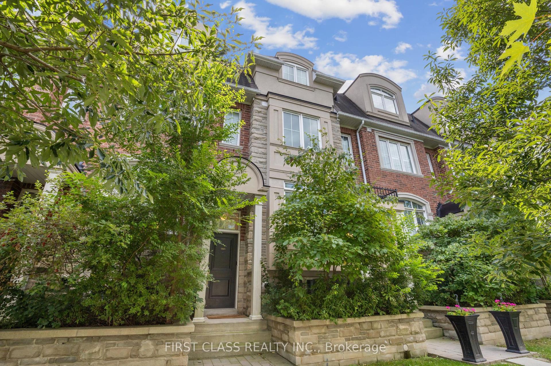 133A Finch Avenue E, Toronto — Townhouse for lease, photo 1