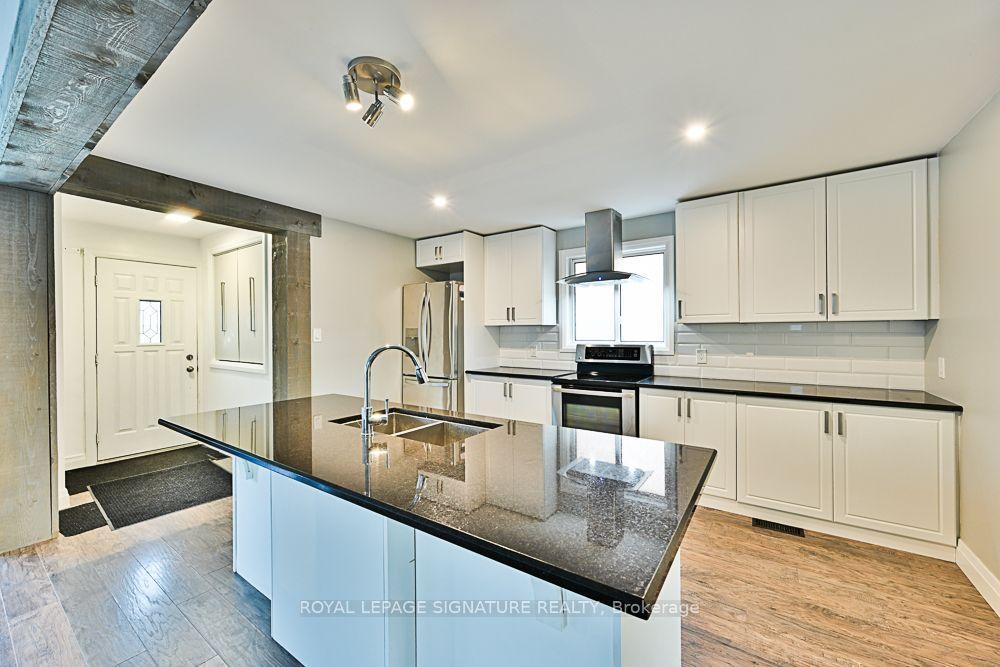 102 Central Park Boulevard N, Oshawa — Detached for sale, photo 1