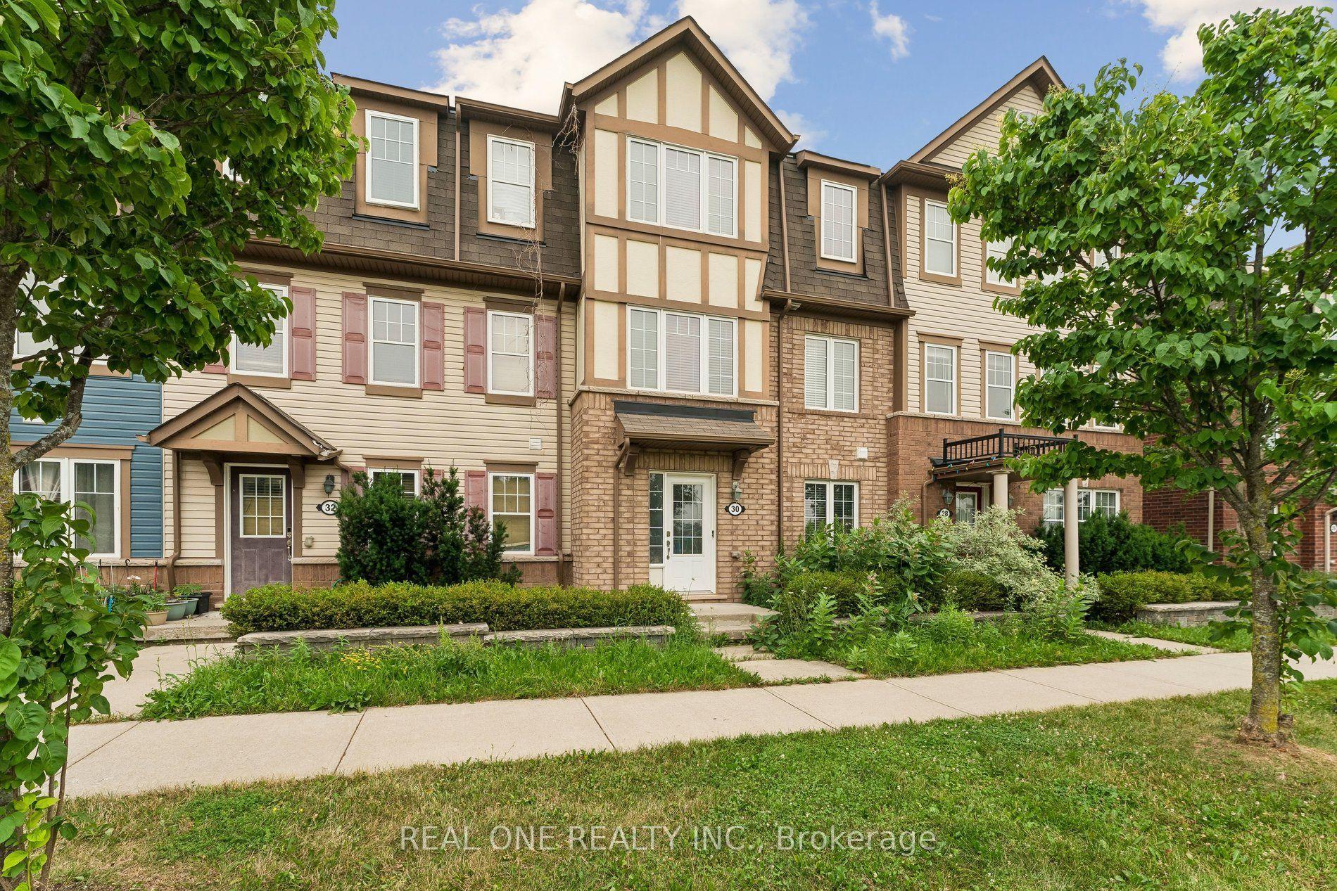 30 Henneberry Lane, Brampton — Townhouse for sale, photo 1