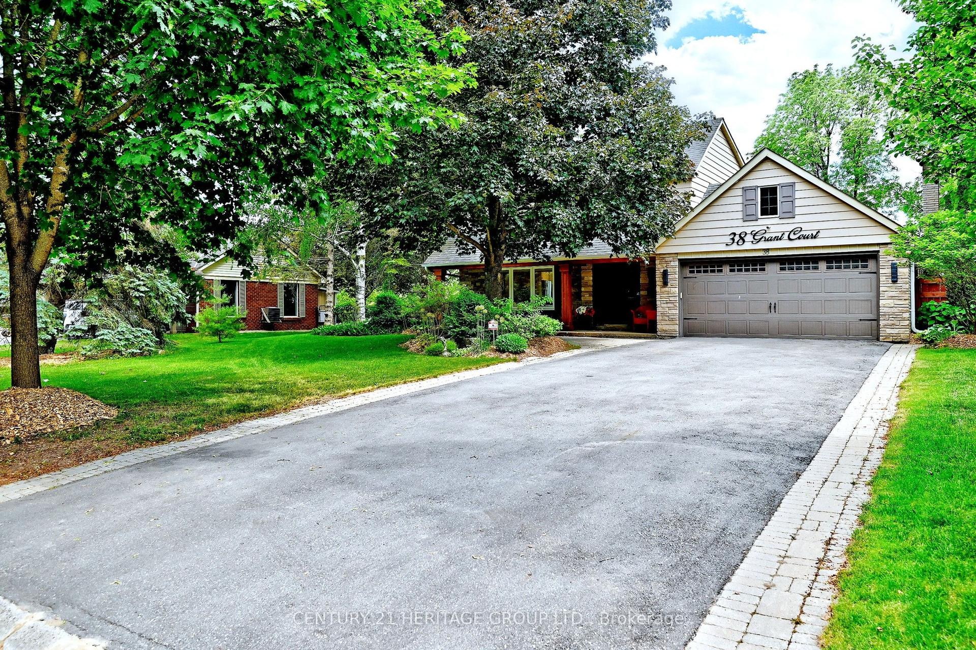 38 Grant Court, East Gwillimbury — Detached for sale, photo 1