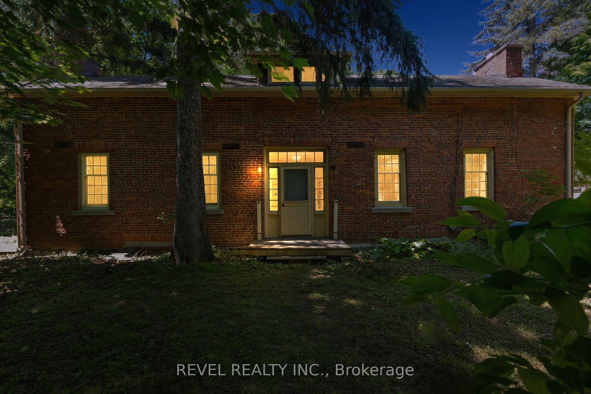 41 Mill Street, Mississauga — Detached for lease, photo 1