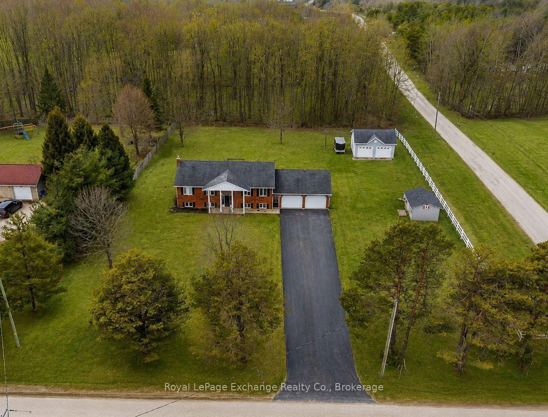 393460 2 Concession, West Grey — Detached for sale, photo 1