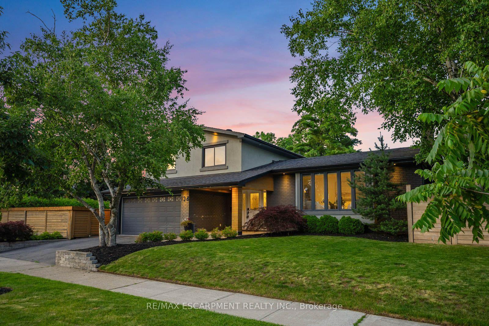 134 Fairwood Place W, Burlington — Detached for sale, photo 1