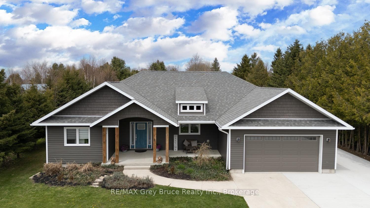 6 Point View Drive — photo 1