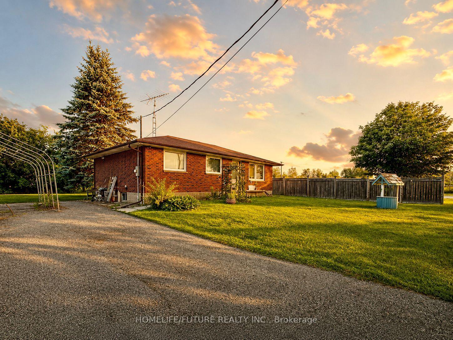 1464 Thornton Road, Oshawa — Detached for lease, photo 1