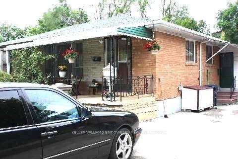 36 Halsey Avenue — photo 1
