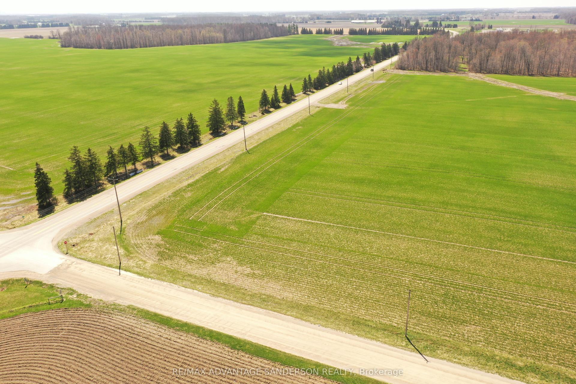 23127 Valleyview Road — photo 1