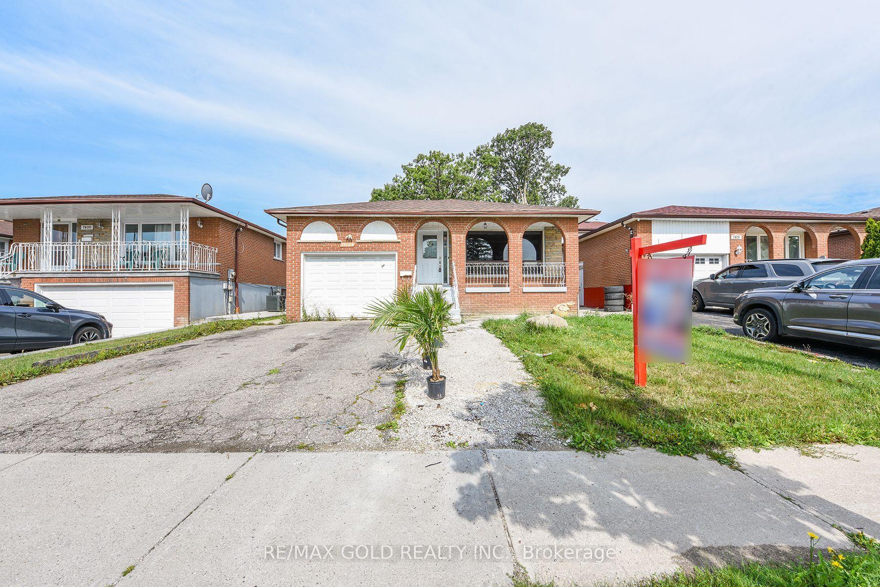 7624 Middleshire Drive, Mississauga — Detached for sale, photo 1