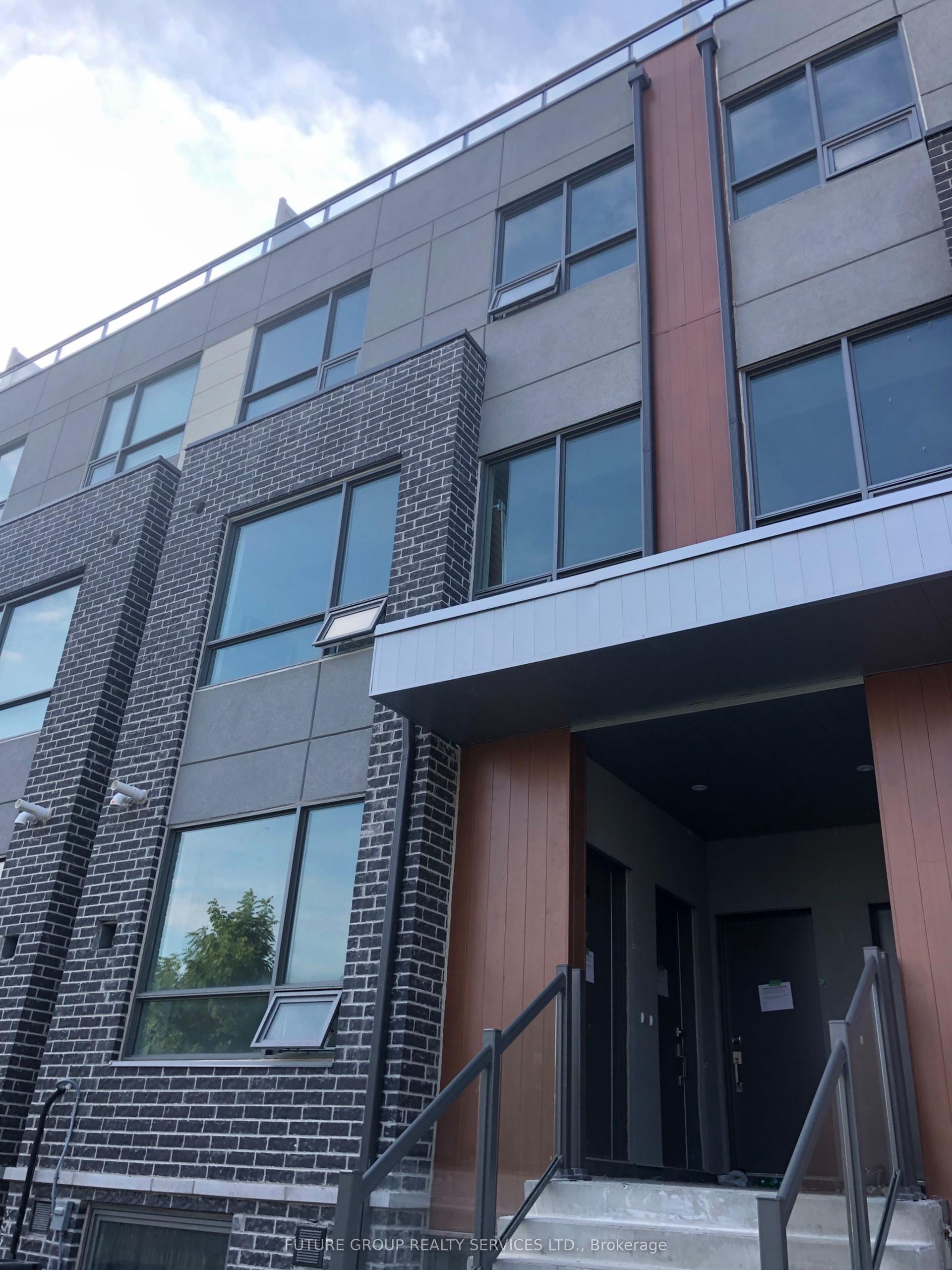 650 Atwater Avenue 15 #15, Mississauga — Condo Town for lease, photo 1