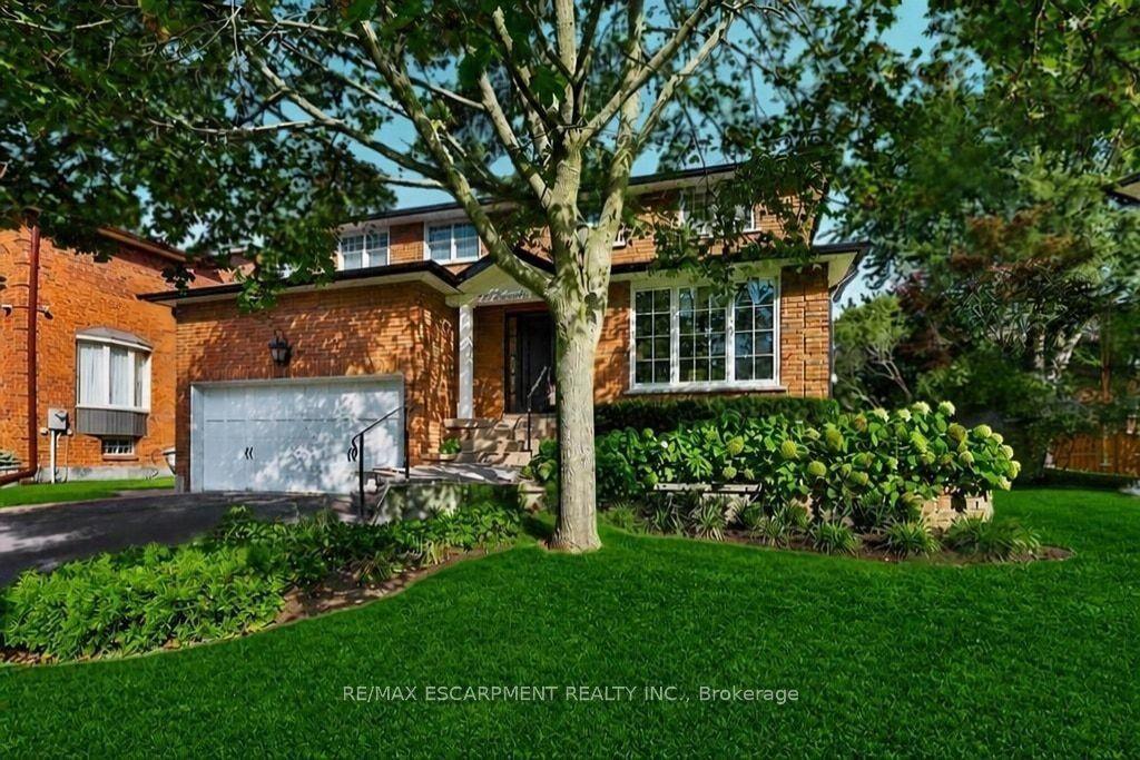 126 Wanita Road, Mississauga — Detached for sale, photo 1